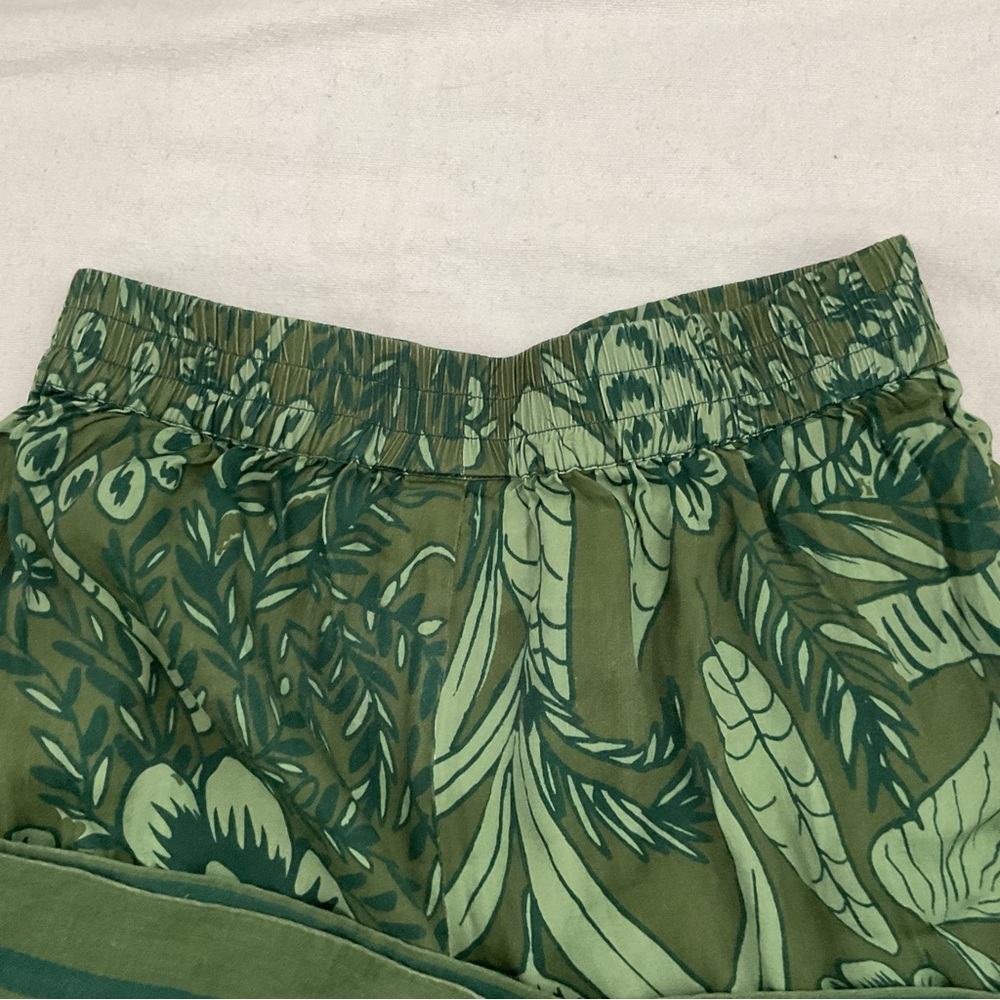 Farm Rio x Anthropologie Black and Green Print Wide-Leg Cut Pants Size Small - Picture 9 of 16